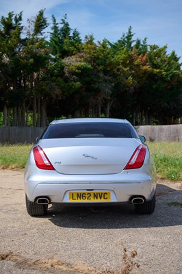 Lot 2012 Jaguar XJ Portfolio V8 Auto
