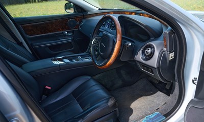 Lot 2012 Jaguar XJ Portfolio V8 Auto