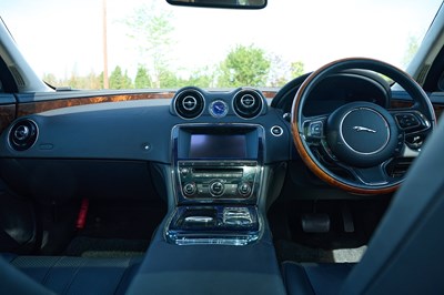 Lot 2012 Jaguar XJ Portfolio V8 Auto
