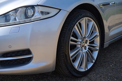 Lot 2012 Jaguar XJ Portfolio V8 Auto
