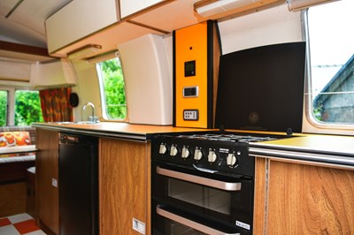 Lot 118 - 1975 Airstream Argosy 20' Motorhome