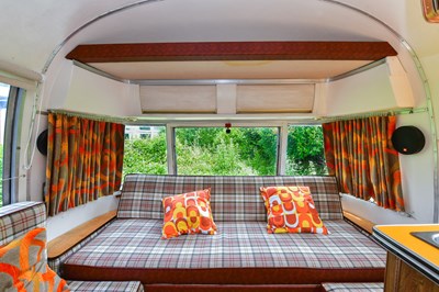 Lot 118 - 1975 Airstream Argosy 20' Motorhome