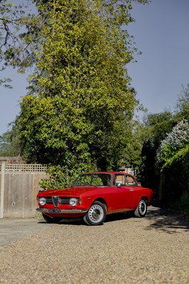 Lot 140 - 1966 Alfa Romeo Giulia Sprint GT Veloce