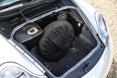 Lot 197 - 1998 Porsche 911/996 Carrera 2 Tiptronic S