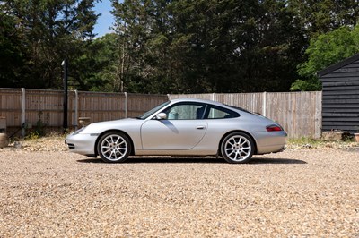 Lot 197 - 1998 Porsche 911/996 Carrera 2 Tiptronic S