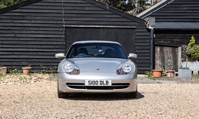 Lot 197 - 1998 Porsche 911/996 Carrera 2 Tiptronic S