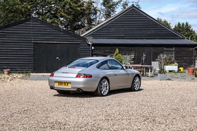 Lot 197 - 1998 Porsche 911/996 Carrera 2 Tiptronic S