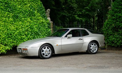 Lot 208 - 1988 Porsche 944 Turbo