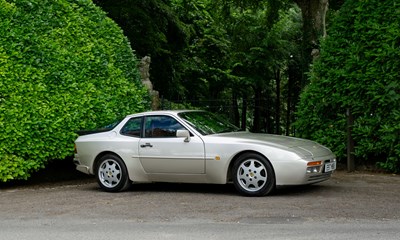 Lot 208 - 1988 Porsche 944 Turbo