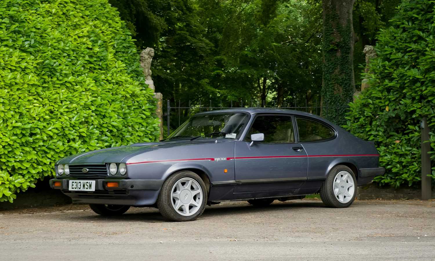 Lot 198 - 1988 Ford Capri 2.8i Special