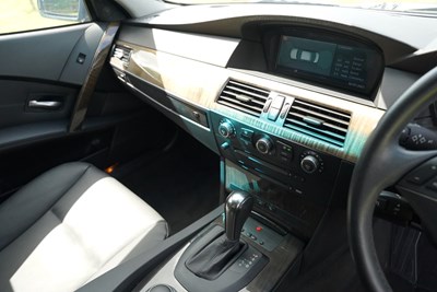 Lot 161 - 2006 BMW 550i VR4 Armoured Car