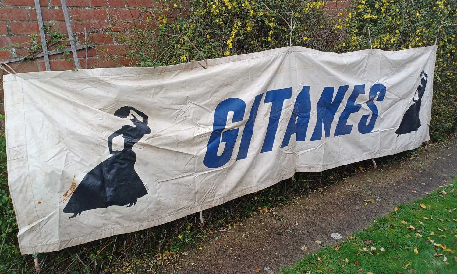 Lot 1981 Le Mans Banner