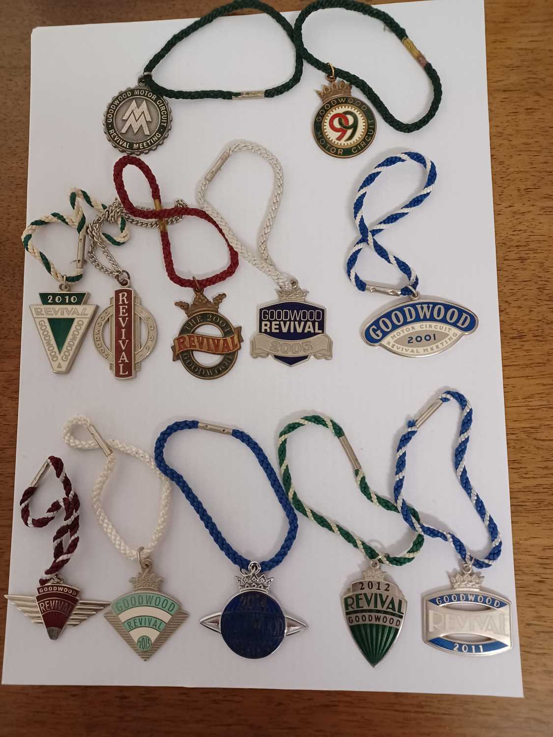 Lot Goodwood Revival Enamel Badges