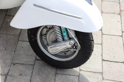 Lot 115 - 1972 Vespa GT 160