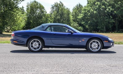 Lot 270 - 2001 Jaguar XK8 Convertible