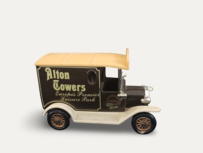 Lot Model Van