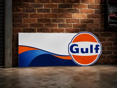 Lot Gulf double-sided illuminated forecourt sign
