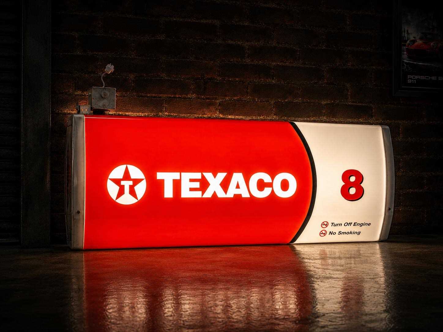 Lot Texaco double-sided illuminated forecourt sign