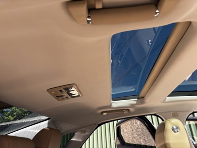 Lot 2011 Jaguar XJ 5.0 litre V8 (X351)