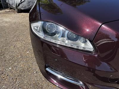 Lot 2011 Jaguar XJ 5.0 litre V8 (X351)