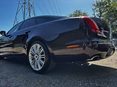 Lot 2011 Jaguar XJ 5.0 litre V8 (X351)