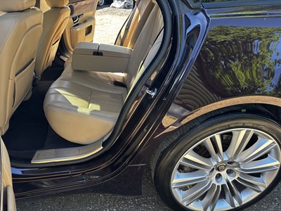 Lot 2011 Jaguar XJ 5.0 litre V8 (X351)