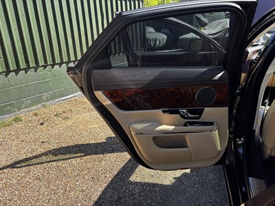 Lot 2011 Jaguar XJ 5.0 litre V8 (X351)
