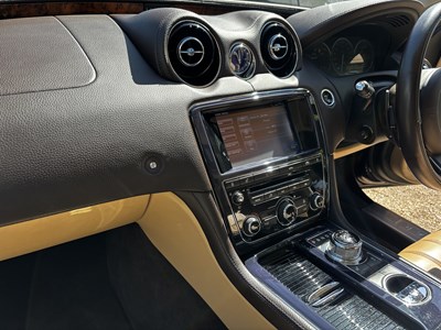 Lot 2011 Jaguar XJ 5.0 litre V8 (X351)