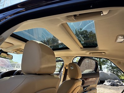 Lot 2011 Jaguar XJ 5.0 litre V8 (X351)