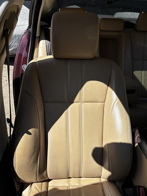 Lot 2011 Jaguar XJ 5.0 litre V8 (X351)
