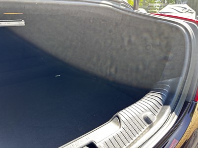 Lot 2011 Jaguar XJ 5.0 litre V8 (X351)