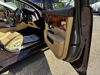 Lot 2011 Jaguar XJ 5.0 litre V8 (X351)