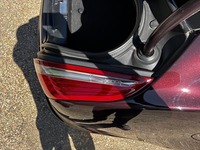 Lot 2011 Jaguar XJ 5.0 litre V8 (X351)