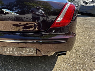 Lot 2011 Jaguar XJ 5.0 litre V8 (X351)
