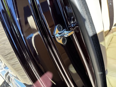 Lot 2011 Jaguar XJ 5.0 litre V8 (X351)