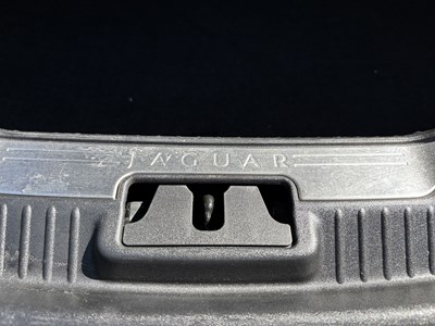 Lot 2011 Jaguar XJ 5.0 litre V8 (X351)