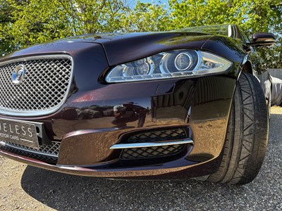 Lot 2011 Jaguar XJ 5.0 litre V8 (X351)