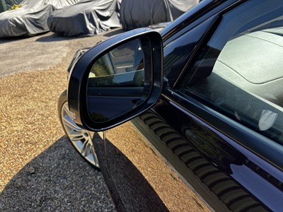 Lot 2011 Jaguar XJ 5.0 litre V8 (X351)