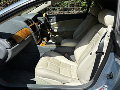 Lot 2006 Jaguar XK 4.2 Convertible