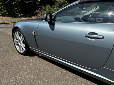 Lot 2006 Jaguar XK 4.2 Convertible