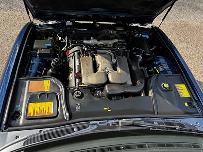 Lot 6 - 2000 Jaguar XJR X308