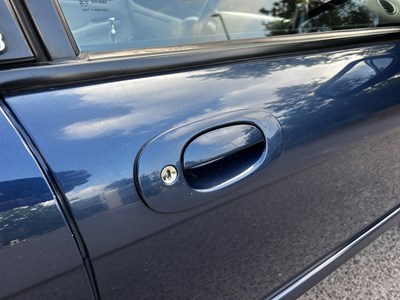 Lot 6 - 2000 Jaguar XJR X308
