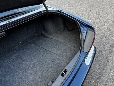 Lot 6 - 2000 Jaguar XJR X308