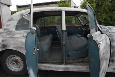 Lot 1958 Bentley S1 Alloy bodied H.J. Mulliner