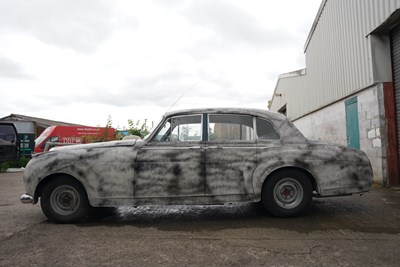 Lot 1958 Bentley S1 Alloy bodied H.J. Mulliner