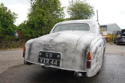 Lot 1958 Bentley S1 Alloy bodied H.J. Mulliner