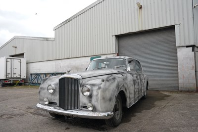Lot 1958 Bentley S1 Alloy bodied H.J. Mulliner