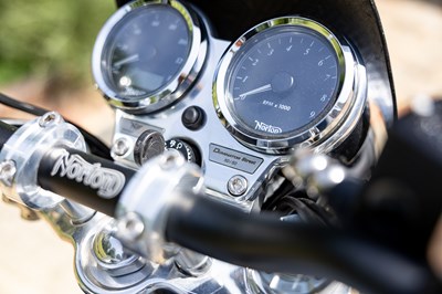 Lot 2019 Norton Dominator Street
