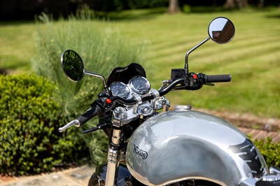 Lot 2019 Norton Dominator Street