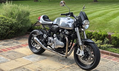 Lot 2019 Norton Dominator Street
